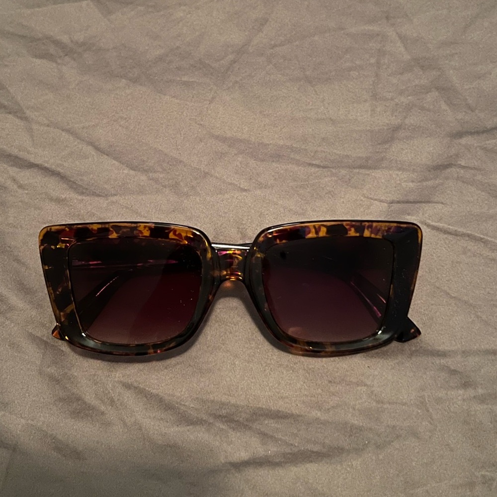 Tortoise Shell Sunglasses